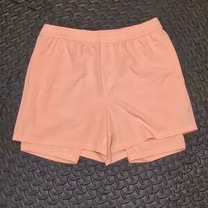 🔥 NEW! DSG Men's 2-in-1 Agility Shorts - Peach (M) - Level Up Your Workout! 💪